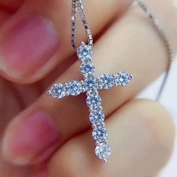 Certified 2.5mm Moissanite Diamond Cross Pendant Necklace NEW - Picture 5 of 15